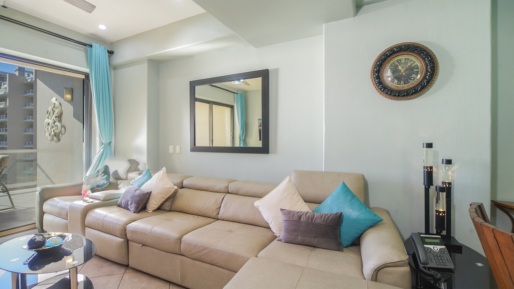 Las Palomas Phase I Topaz 602 Exceptional Oceanview 1BR 1BA Unit.
