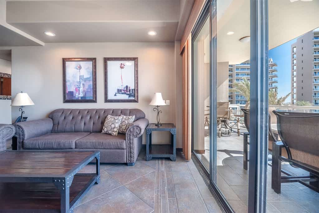 Cristal 301 3 BR 2 BA condo @ Las Palomas Phase 1