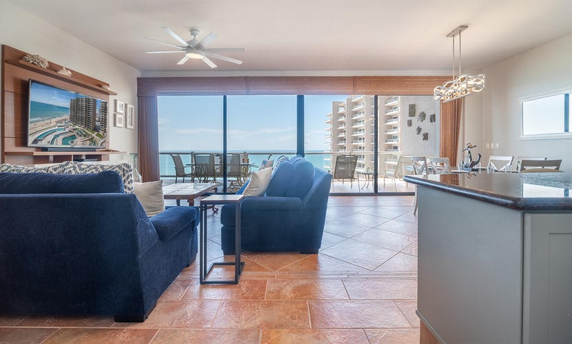 Coronado 901 2 BR 2 BA @ Las Palomas