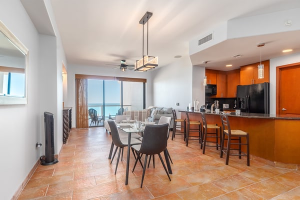 Cristal 906 | 1BR 1BA Beachfront Condo | Phase 1 @ Las Palomas Resort πποΈ