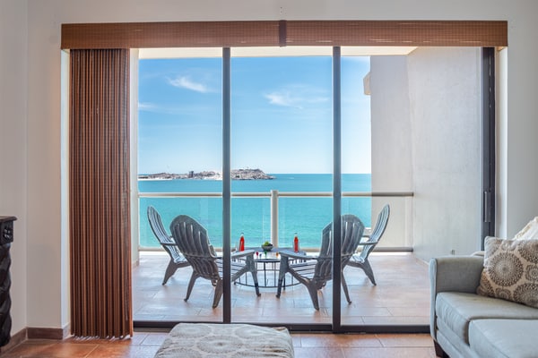 Cristal 906 | 1BR 1BA Beachfront Condo | Phase 1 @ Las Palomas Resort πποΈ