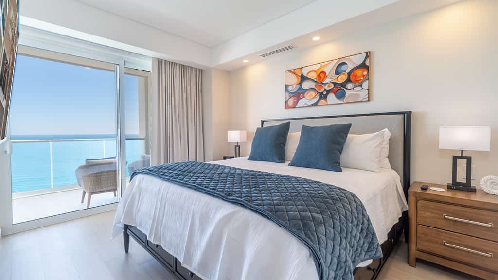 Modern Luxury, Beachfront, Ocean Views C1803 Encantame