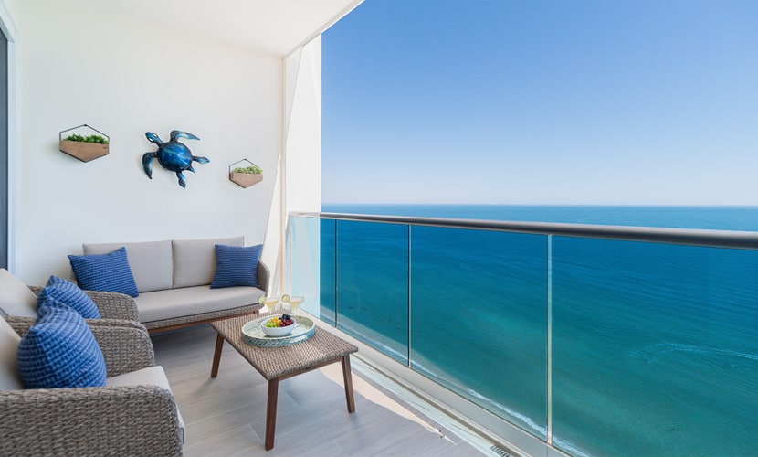 Modern Luxury, Beachfront, Ocean Views C1803 Encantame