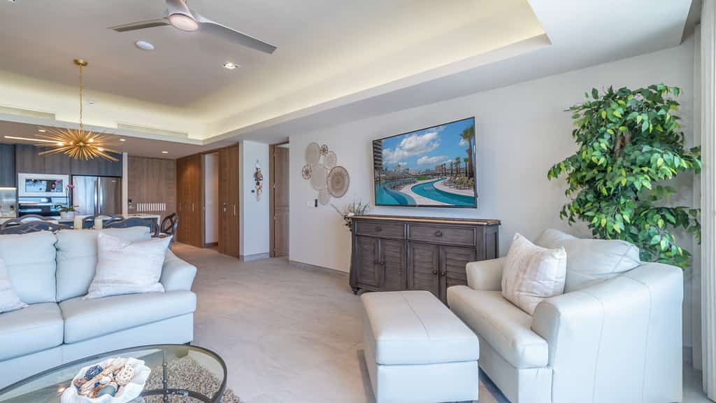 One 1601 Full– Beach Paradise with First-Class Comfort and Ocean Views
