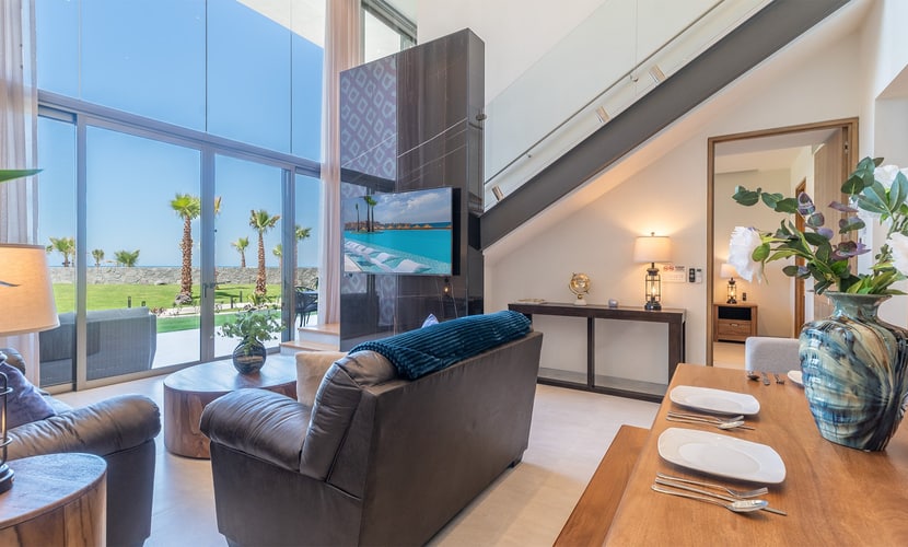 One 102: Elegant Beachfront Getaway with Unmatched Views