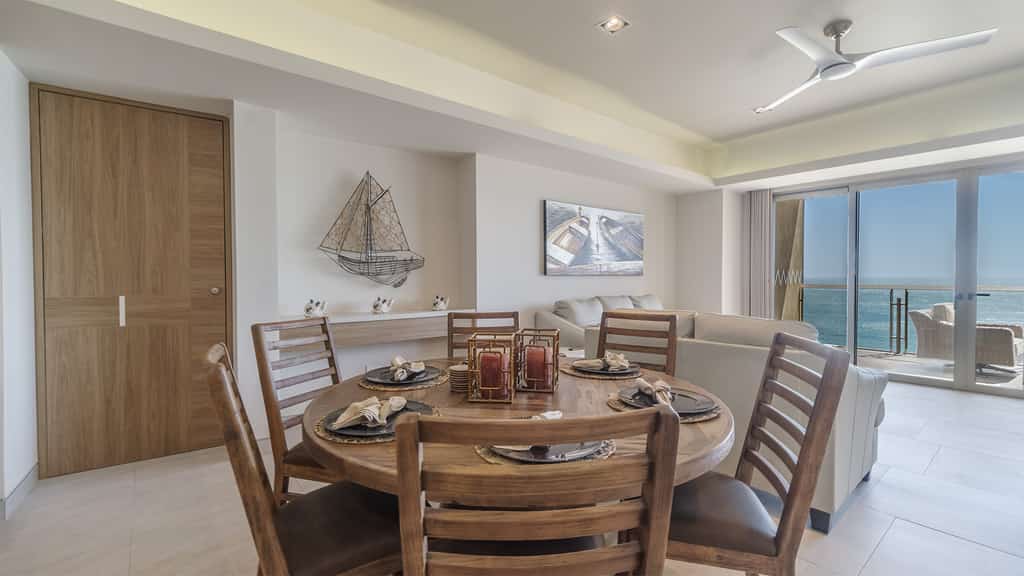One 902 Full– Luxury Oceanfront Condo with Stunning Views