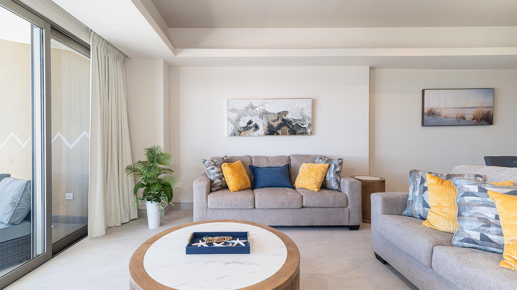 One 1504 – Refined Beach Escape Featuring Striking Beachfront Views