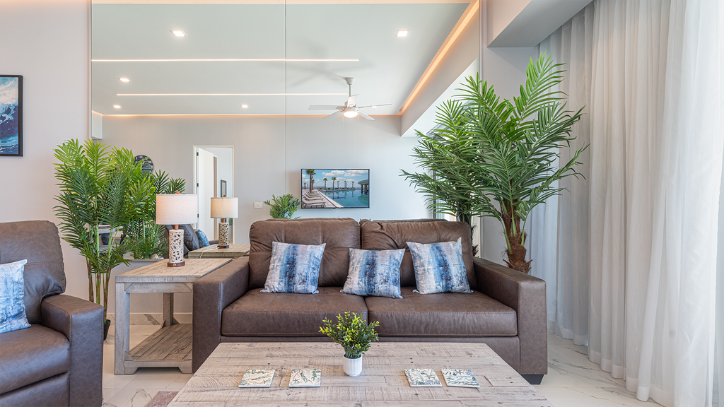 R402: Luxury Beachfront One Bedroom Escape at Encantame Soleil