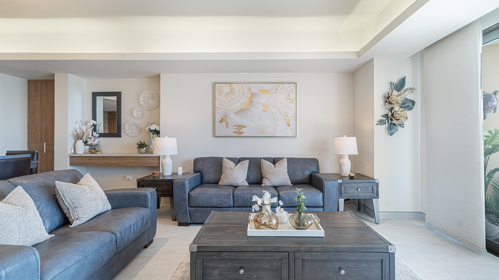 One 1502 Full– Beach Paradise with First-Class Comfort and Ocean Views