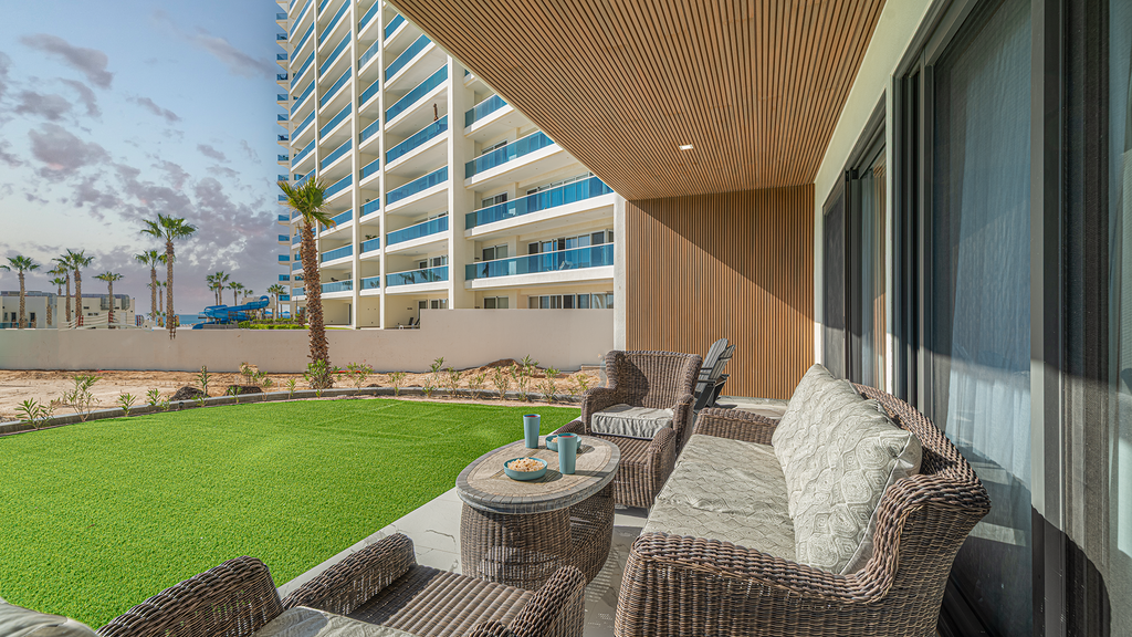 Stunning 3BR Ground Floor Retreat at Encantame Soleil