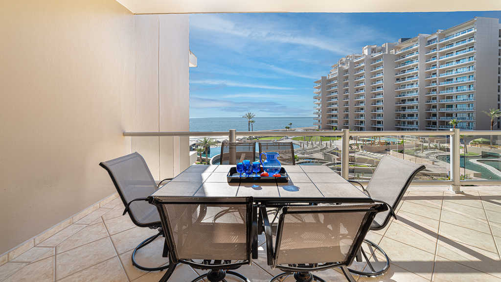 Las Palomas Phase I Diamante 302 Exceptional Oceanfront 2BR 2BA Unit.
