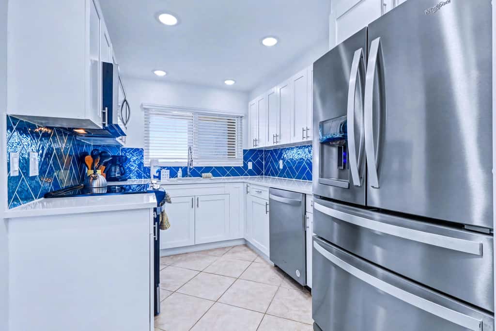 Waterfront Resort Gulf View | Pool & Beach Access
