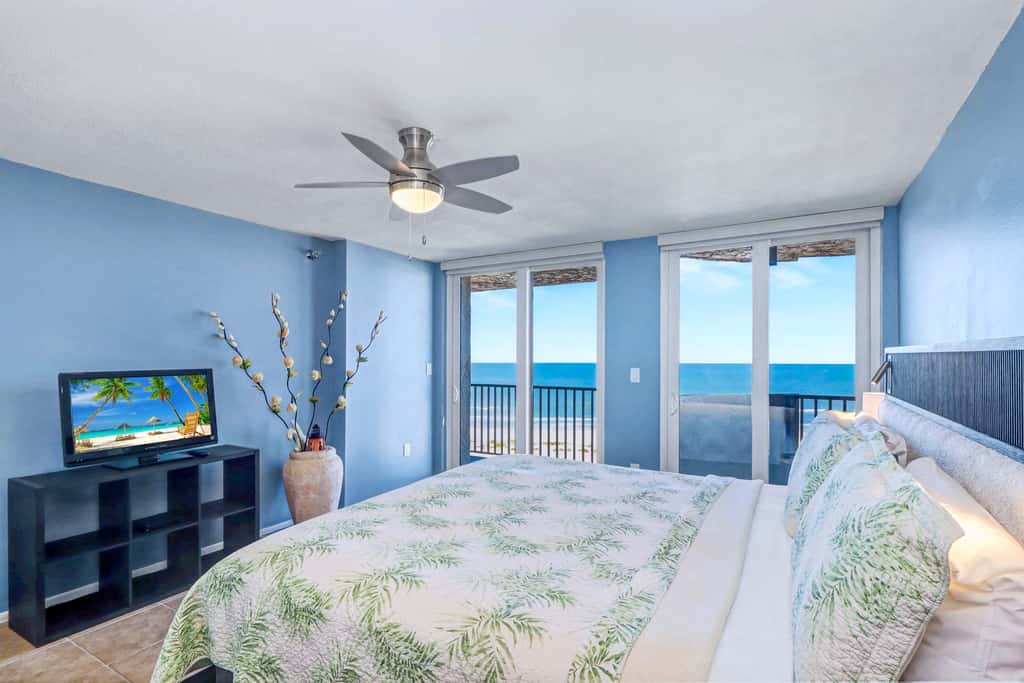 Waterfront Resort Gulf View | Pool & Beach Access