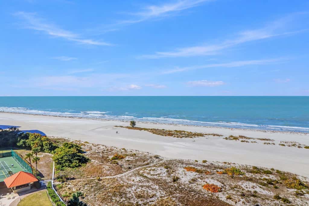Waterfront Resort Gulf View | Pool & Beach Access