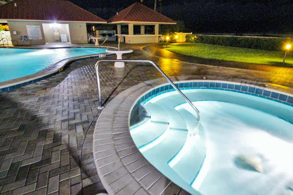 Waterfront Resort Gulf View | Pool & Beach Access