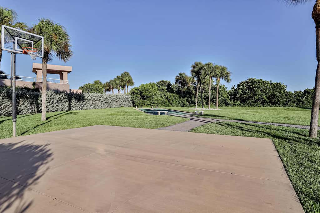Waterfront Resort Gulf View | Pool & Beach Access