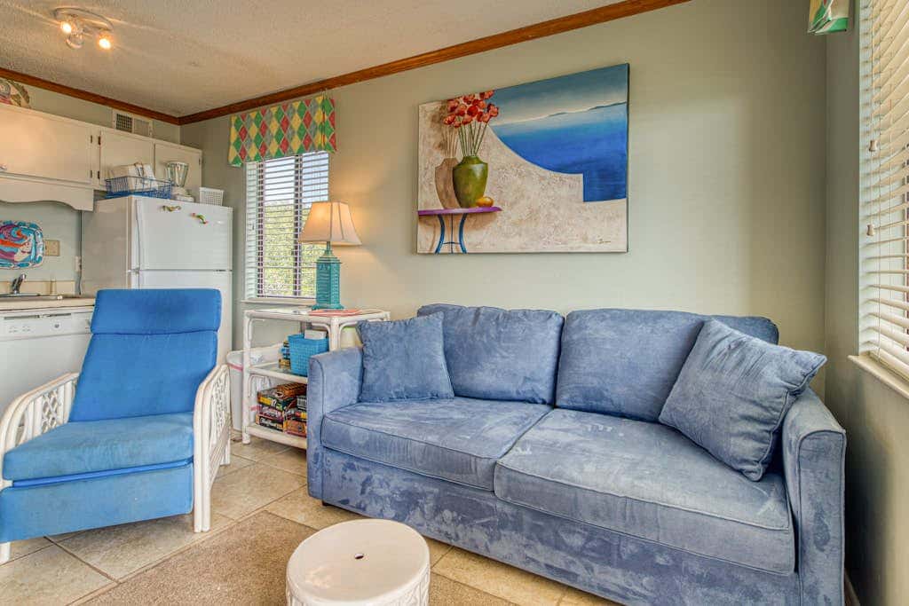 Waterfront getaway with beach view, shared pools & sports courts