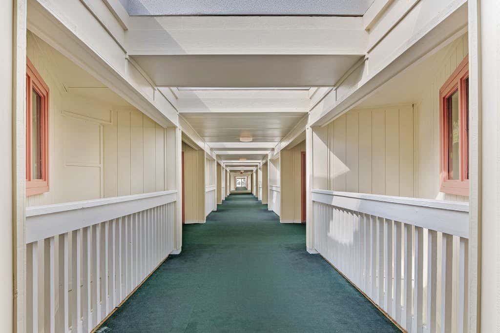 Waterfront getaway with beach view, shared pools & sports courts