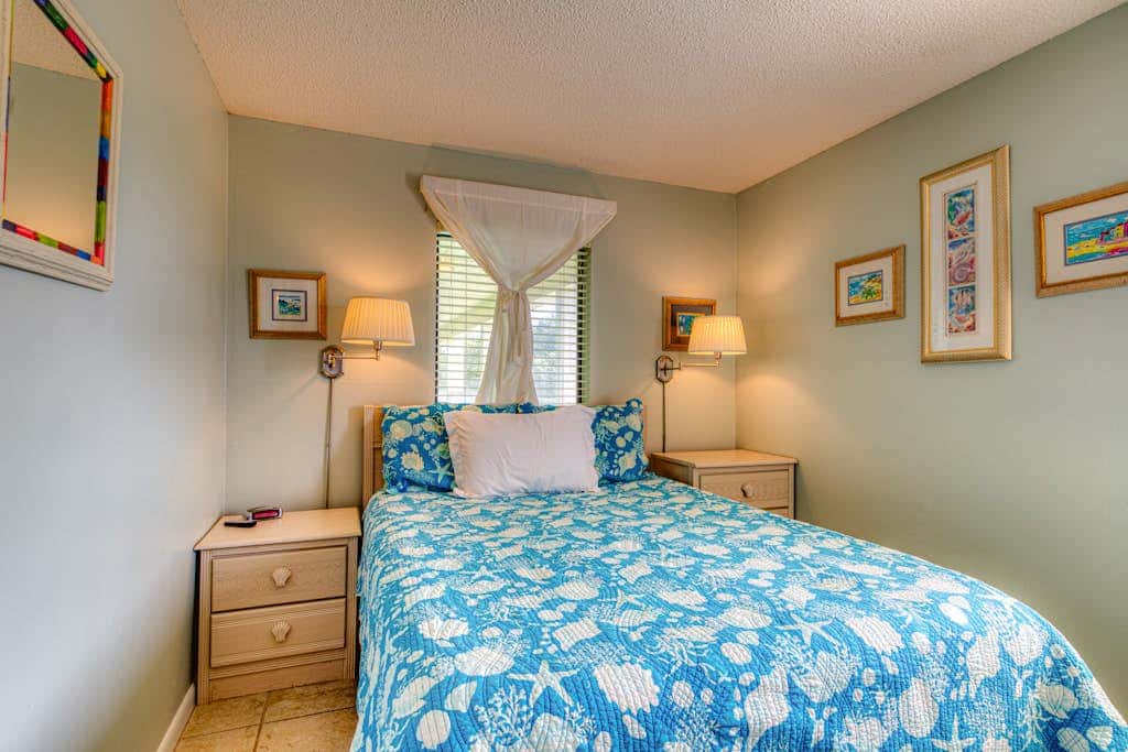 Waterfront getaway with beach view, shared pools & sports courts