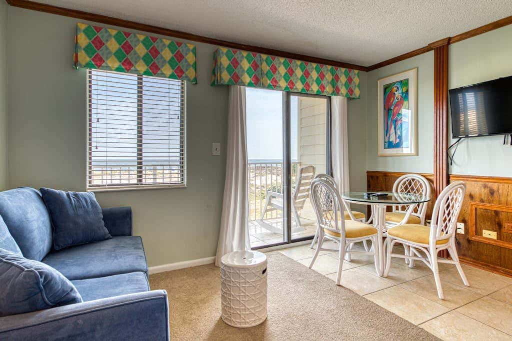 Waterfront getaway with beach view, shared pools & sports courts