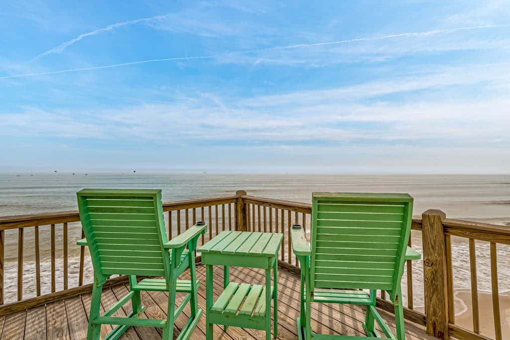 10 Steps to the Gulf Beachfront, Dog-Friendly Home with 2 Decks, AC, WiFi & W&D
