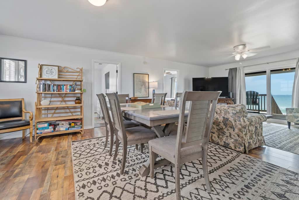Oceanfront Oasis- Beachfront Home with Spacious Waterfront Deck and Pet Friendly