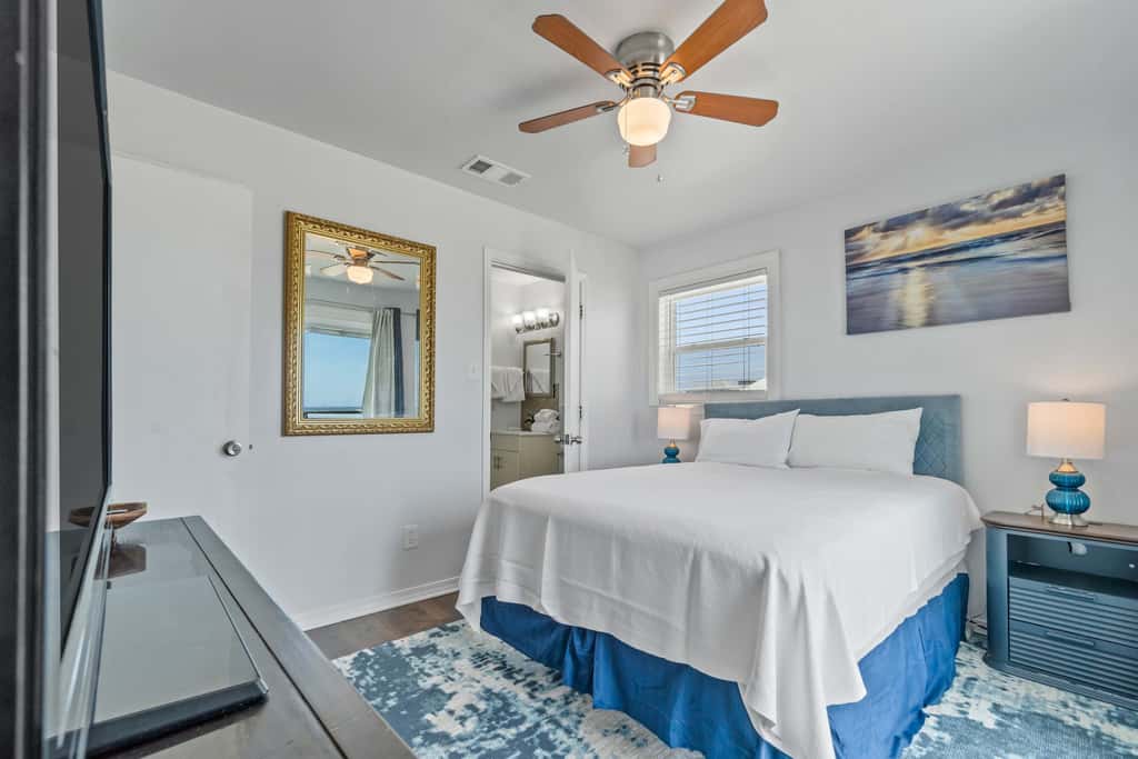 Oceanfront Oasis- Beachfront Home with Spacious Waterfront Deck and Pet Friendly