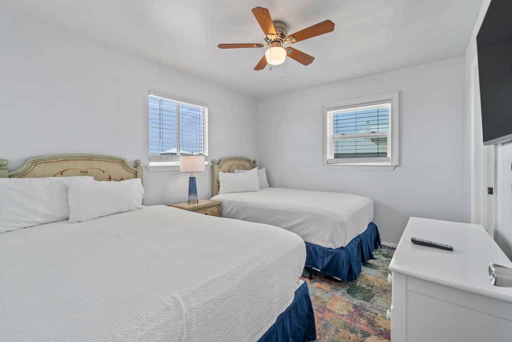 Oceanfront Oasis- Beachfront Home with Spacious Waterfront Deck and Pet Friendly