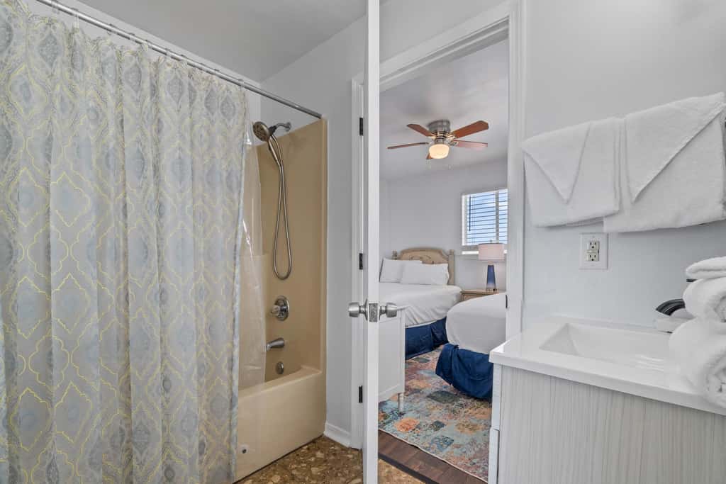 Oceanfront Oasis- Beachfront Home with Spacious Waterfront Deck and Pet Friendly