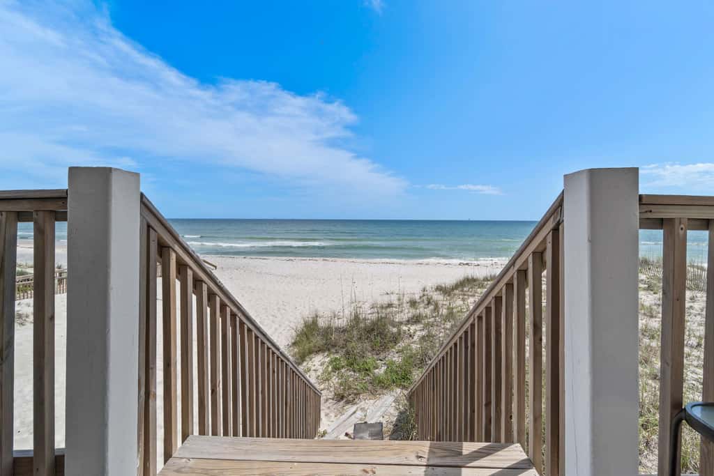 Oceanfront Oasis- Beachfront Home with Spacious Waterfront Deck and Pet Friendly
