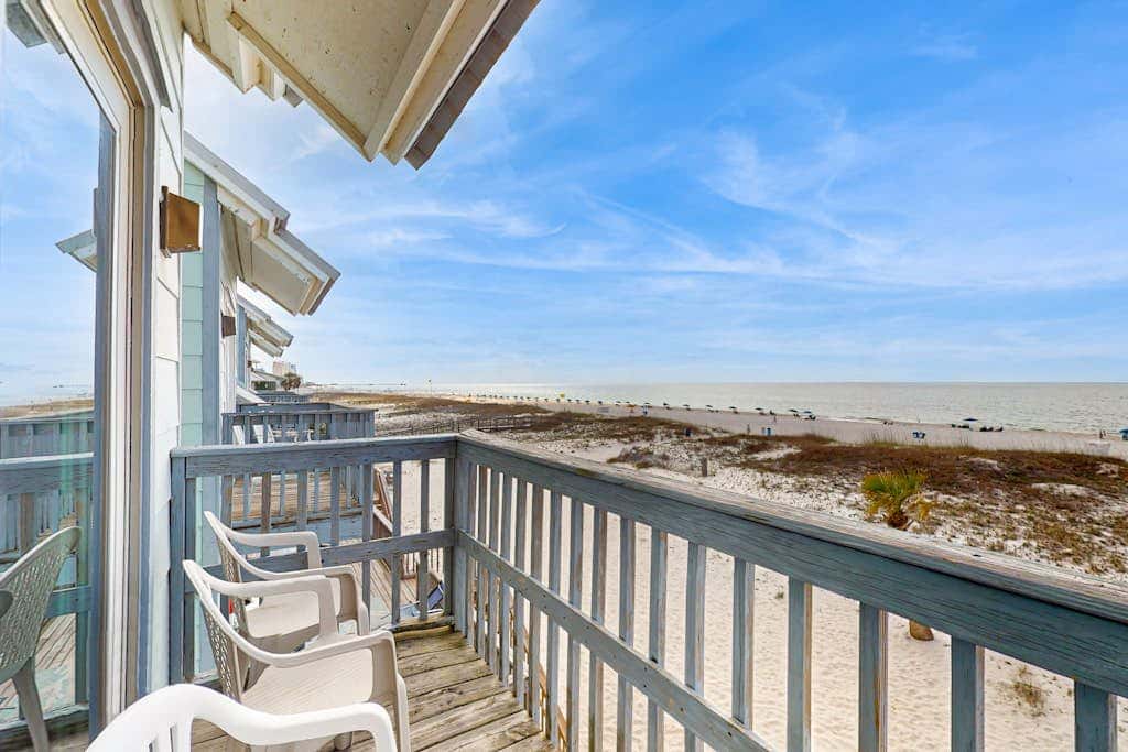 Multi-Level, Beachfront Condo w/ Gulf Views, Deck, WiFi, AC & Shared Pool
