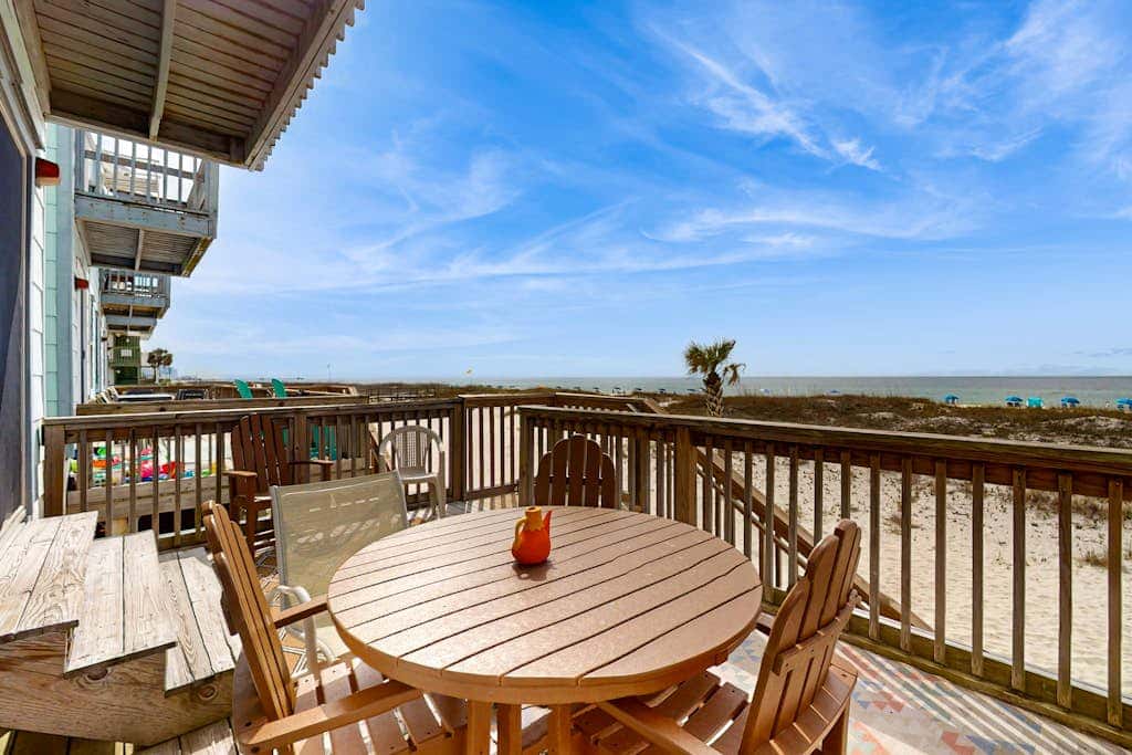 Multi-Level, Beachfront Condo w/ Gulf Views, Deck, WiFi, AC & Shared Pool