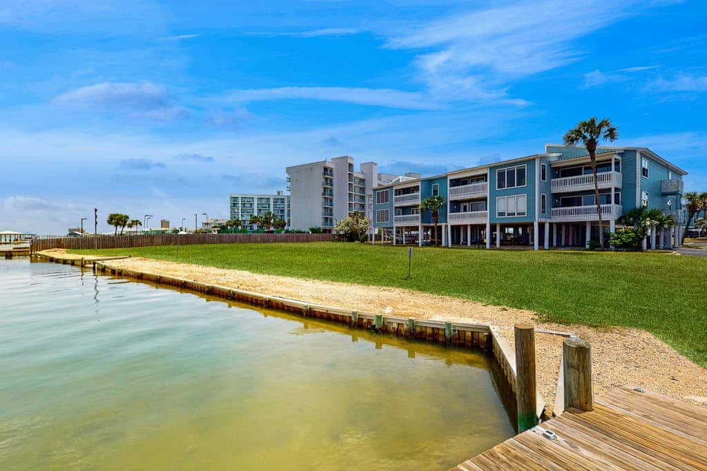 Lagoon-front Condo with Shared Pool, Pier, and Beach Access