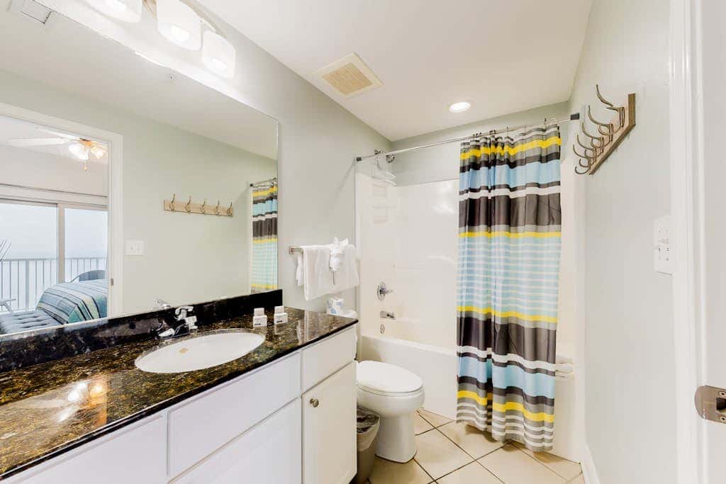 Gorgeous Gulf view condo with indoor,outdoor pools, hot tubs, gym, & balconies