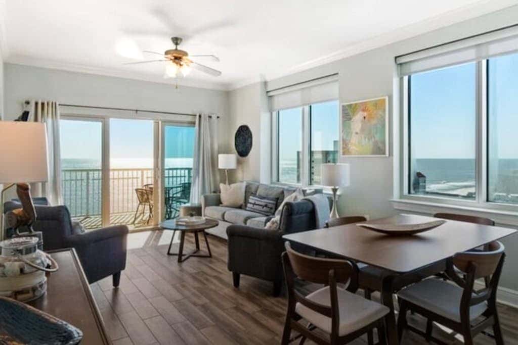 Gorgeous Gulf view condo with indoor,outdoor pools, hot tubs, gym, & balconies