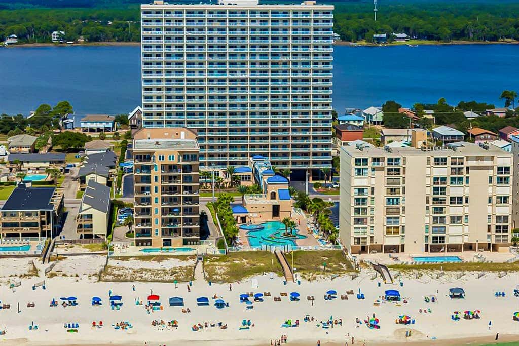 Gorgeous Gulf view condo with indoor,outdoor pools, hot tubs, gym, & balconies