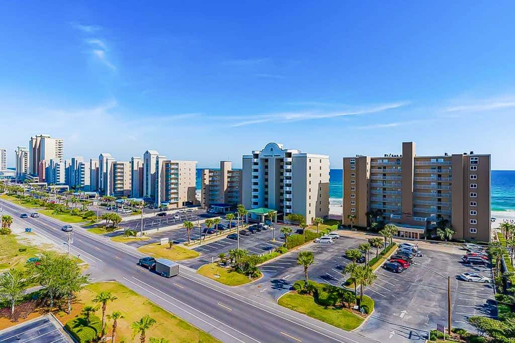 Gorgeous Gulf view condo with indoor,outdoor pools, hot tubs, gym, & balconies