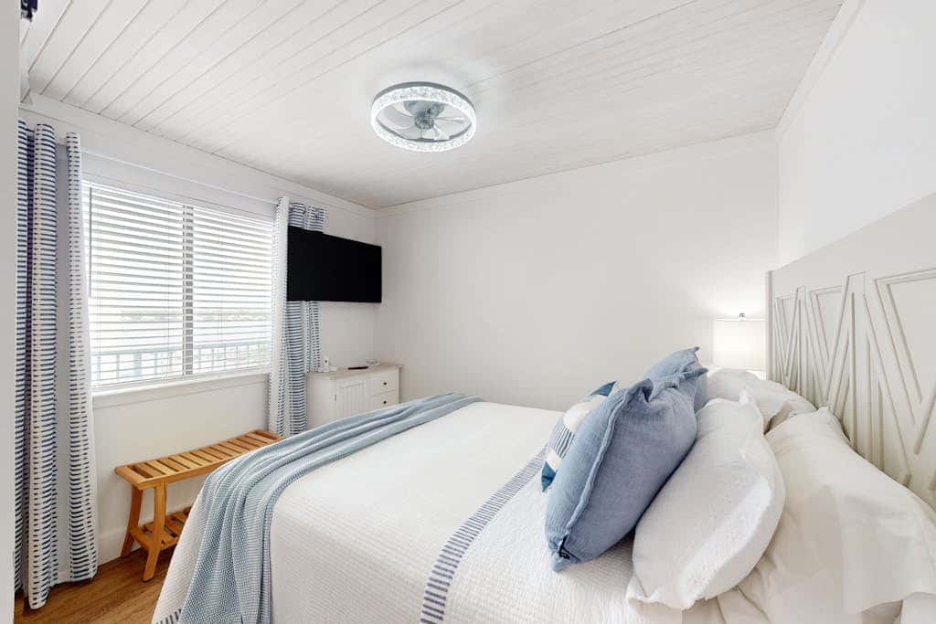Completely renovated gulf view condo with pool, hot tub, tennis, and pickleball
