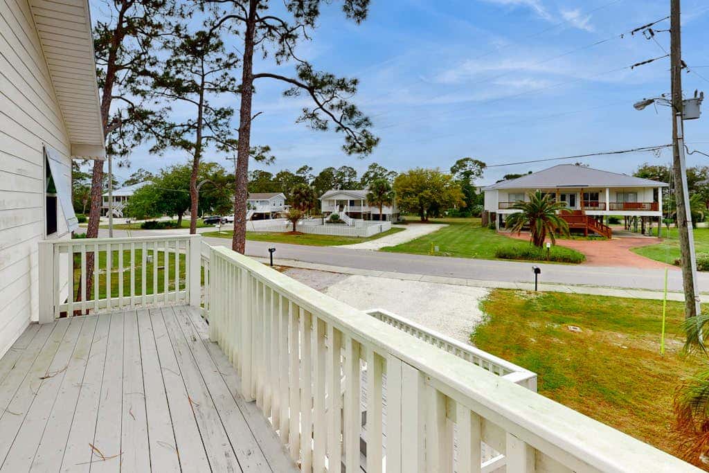 Dog-friendly bay-view home with central AC - snowbirds welcome