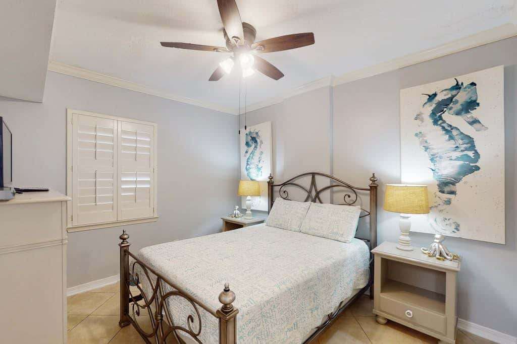 Beach-front condo with pool, hot tub, sauna, washer,dryer & grill