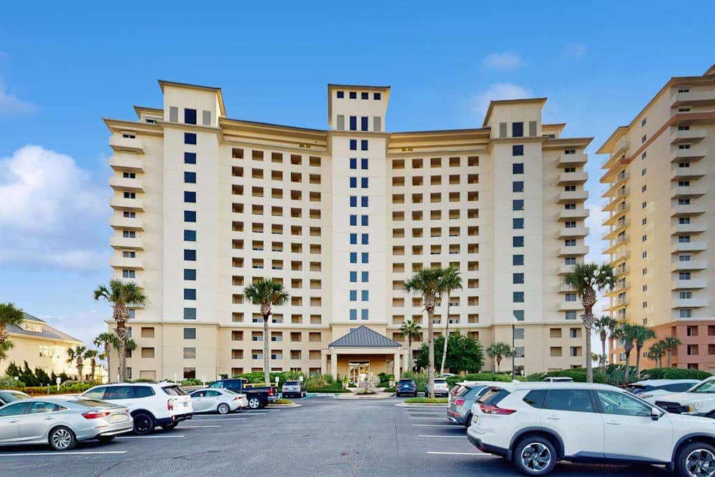 Coastal condo with beach access, pool, and hot tub