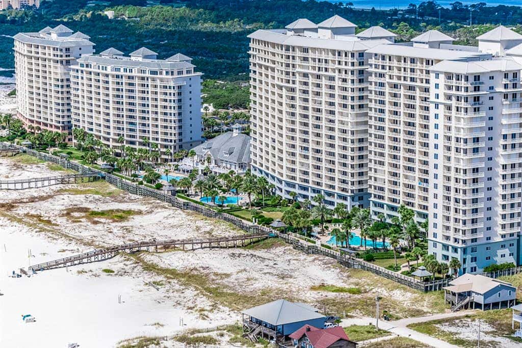 Coastal condo with beach access, pool, and hot tub