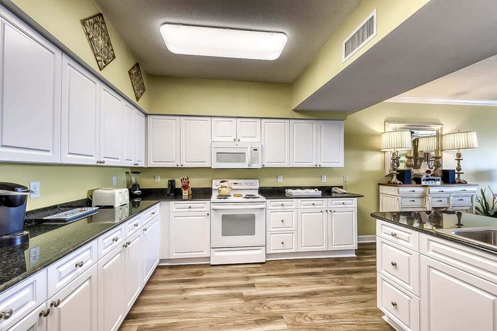 Beachfront condo with private balcony & shared pools, gym & sauna