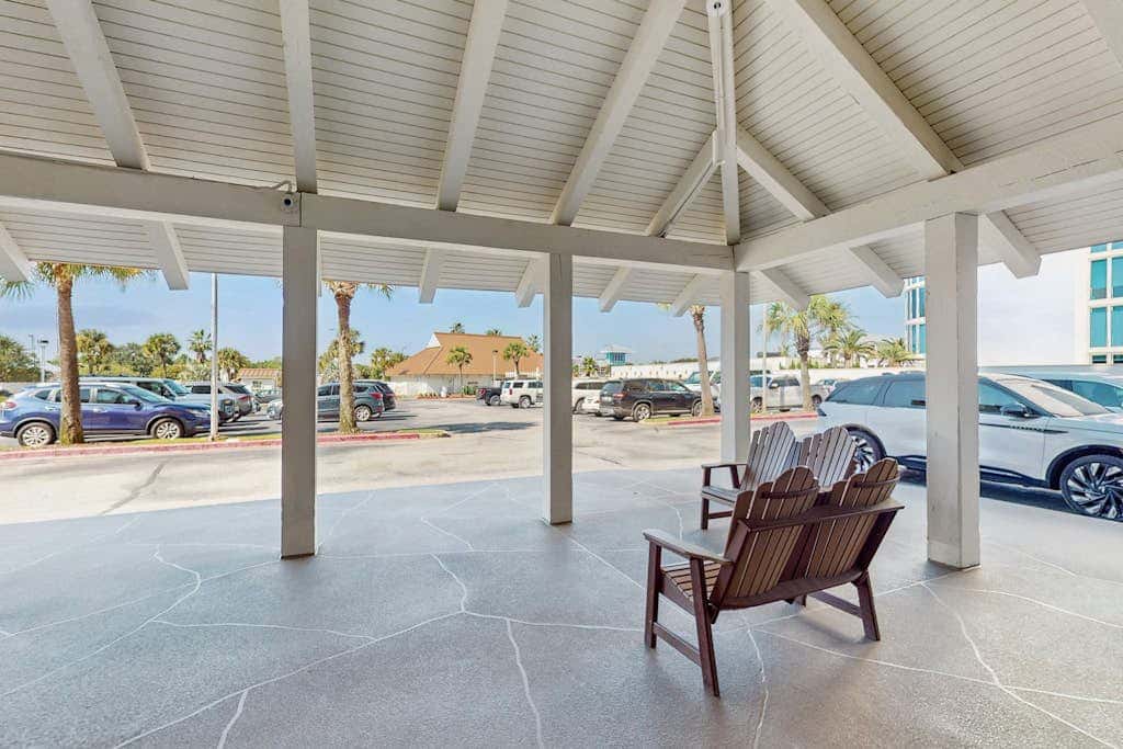 Contemporary Gulf front condo with shared pools, hot tub, fitness center, beach