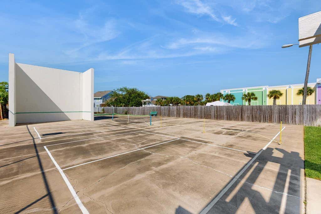 Contemporary Gulf front condo with shared pools, hot tub, fitness center, beach