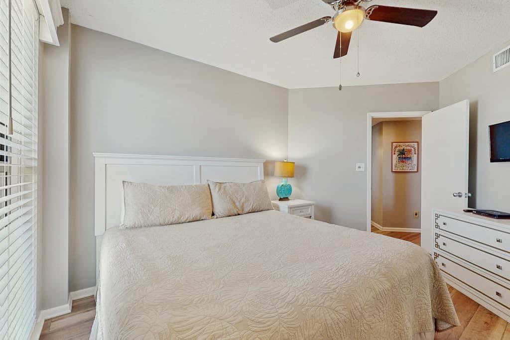 Contemporary Gulf front condo with shared pools, hot tub, fitness center, beach