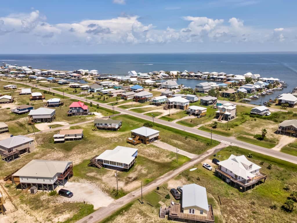 Dog-friendly seaside home with WiFi, deck, amazing views, minutes from beach
