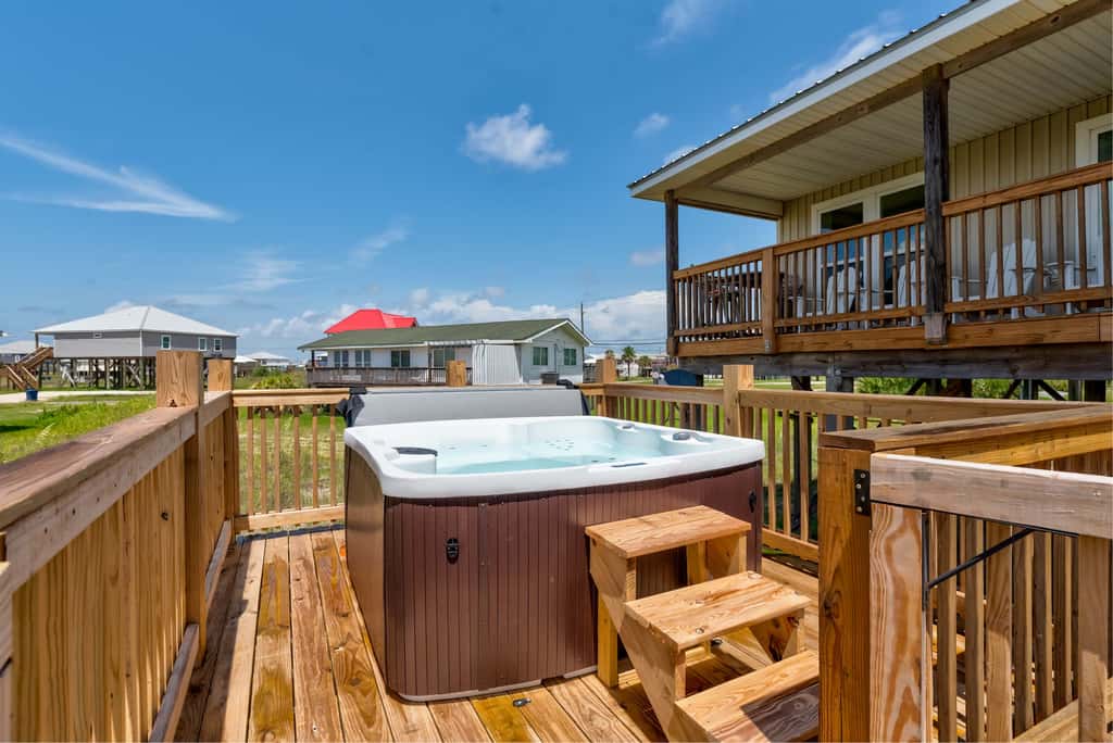 Dog-friendly seaside home with WiFi, deck, amazing views, minutes from beach