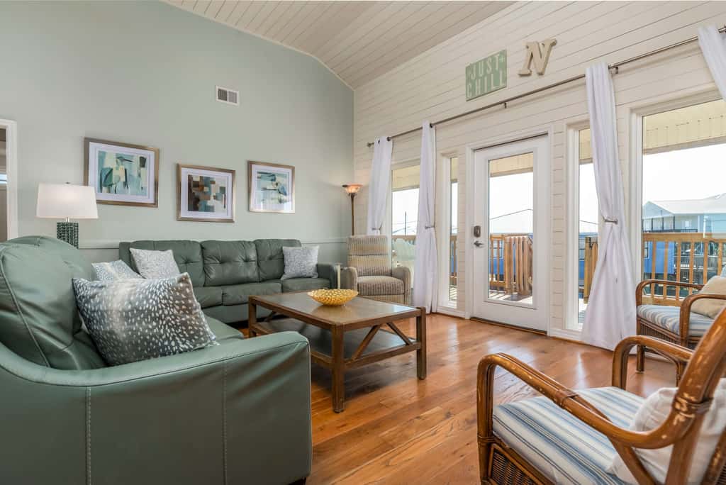 Dog-friendly seaside home with WiFi, deck, amazing views, minutes from beach