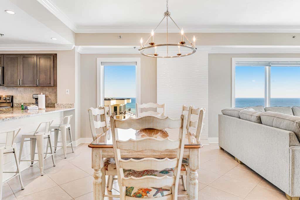 Stunning corner condo with, shared pools, hot tub, gym, beach access & balcony